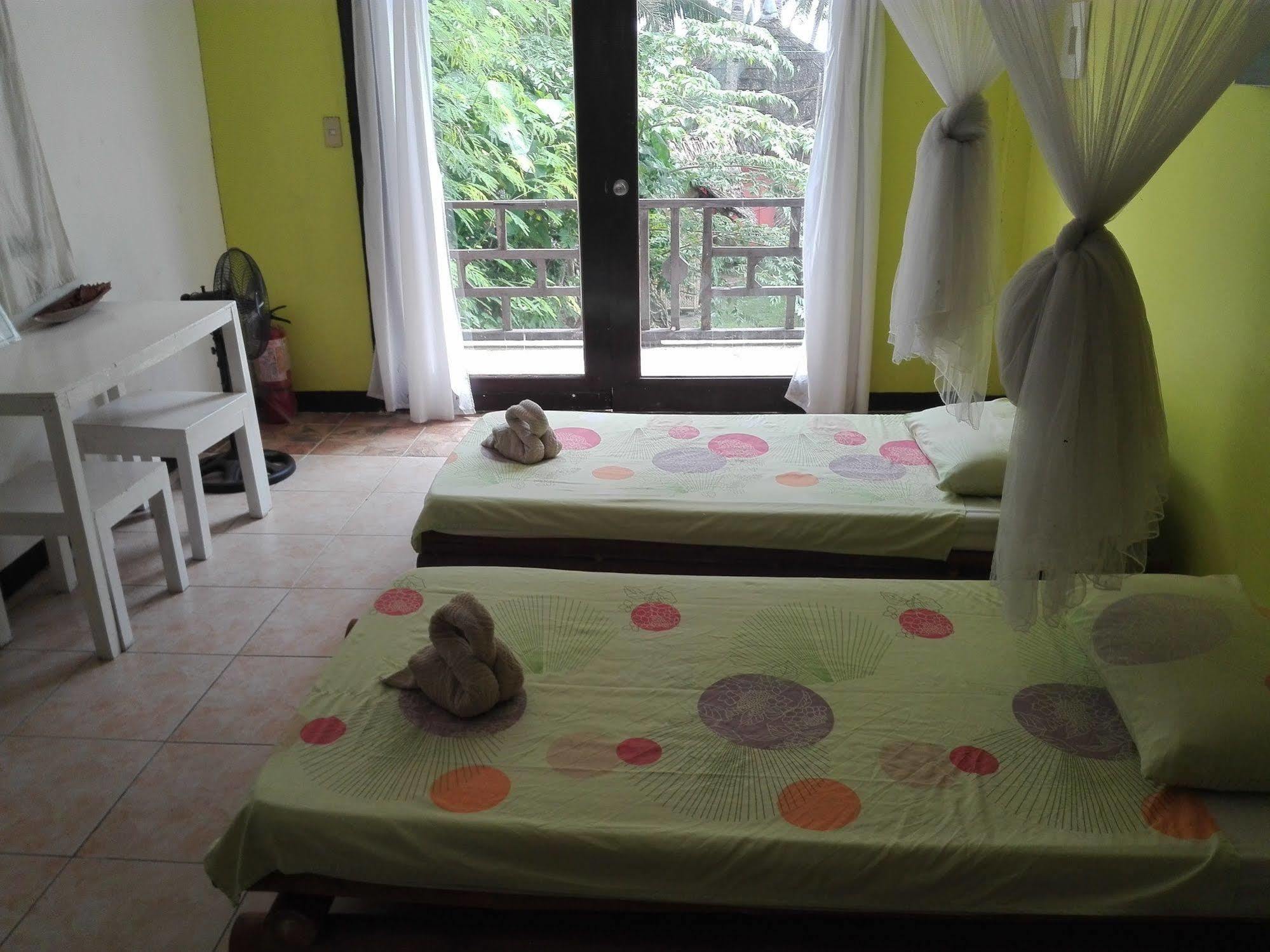 Surfers Home Boracay Balabag  Bagian luar foto